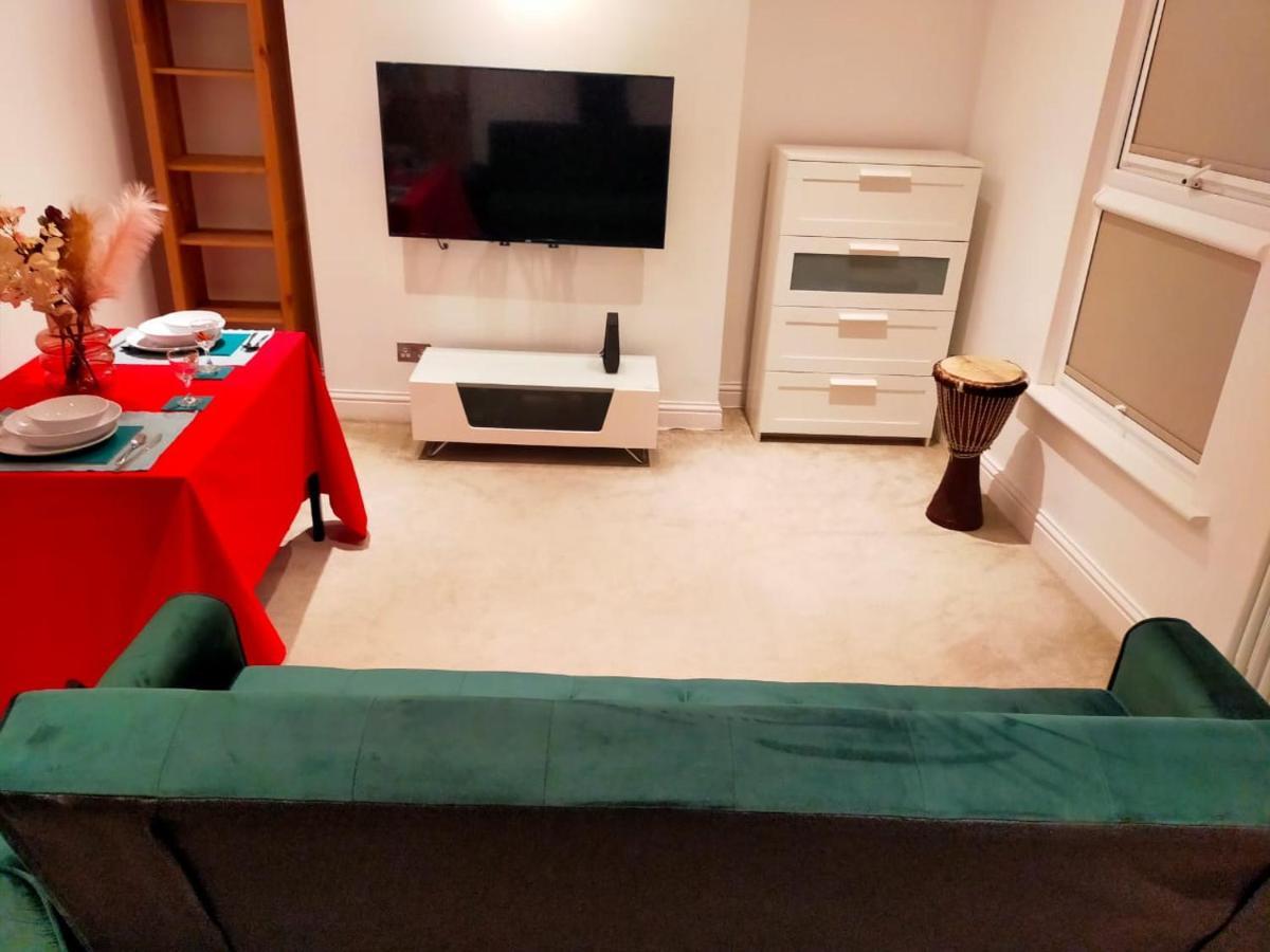 Fully-Equipped Flat In The City Of London. Eksteriør bilde