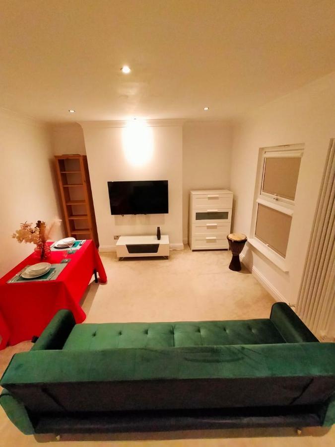 Fully-Equipped Flat In The City Of London. Eksteriør bilde