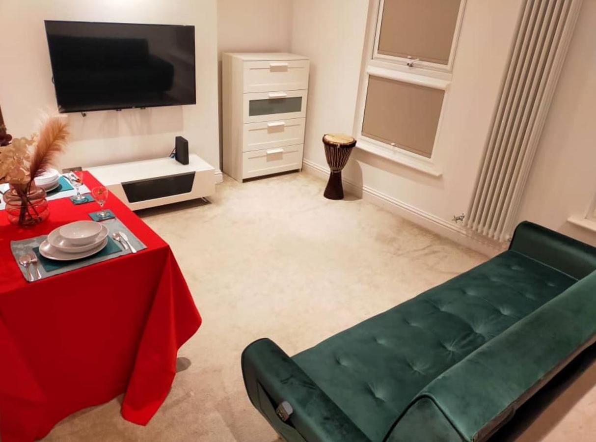 Fully-Equipped Flat In The City Of London. Eksteriør bilde
