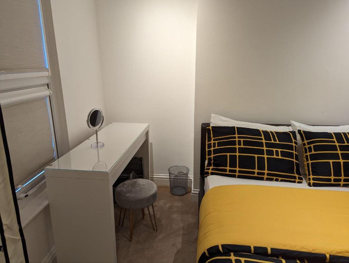 Fully-Equipped Flat In The City Of London. Eksteriør bilde