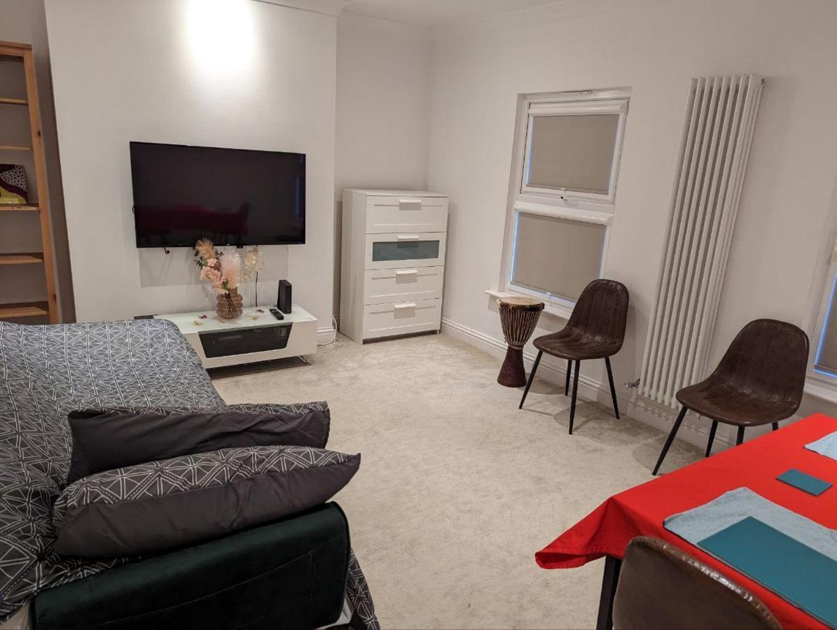 Fully-Equipped Flat In The City Of London. Eksteriør bilde